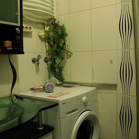 Nisantasi Merkezinde Genis Apartman